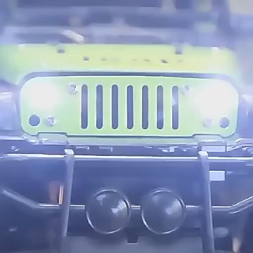 Atomizing 1:18 R/C Off-Road Car – Remote Control Truck [PD.]